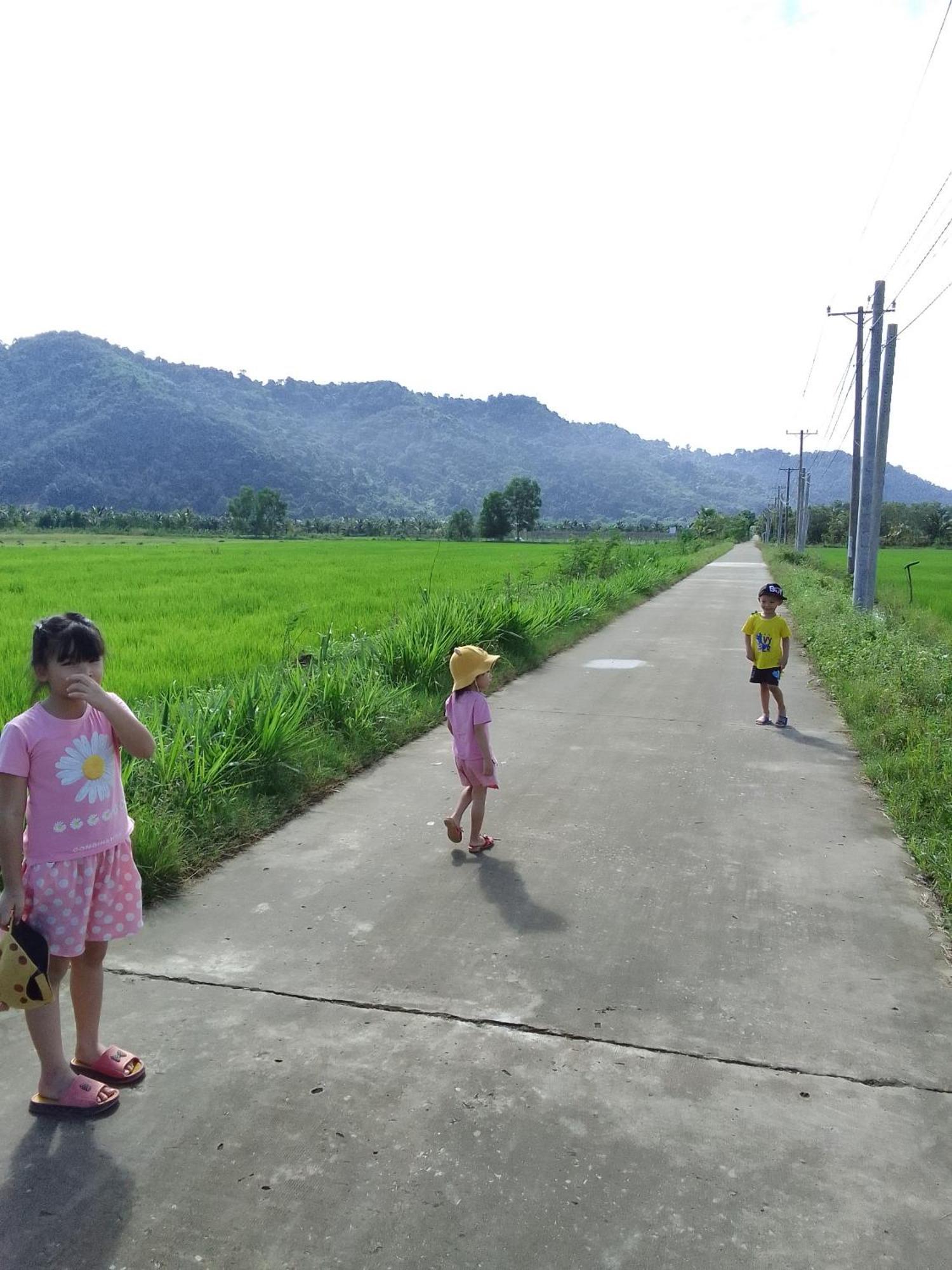 Duc Phat Homestay Cat Tien Bagian luar foto
